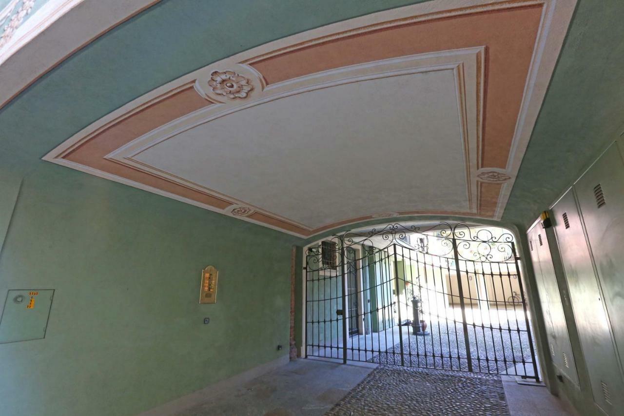 Appartamento Vandero Alba  Bagian luar foto